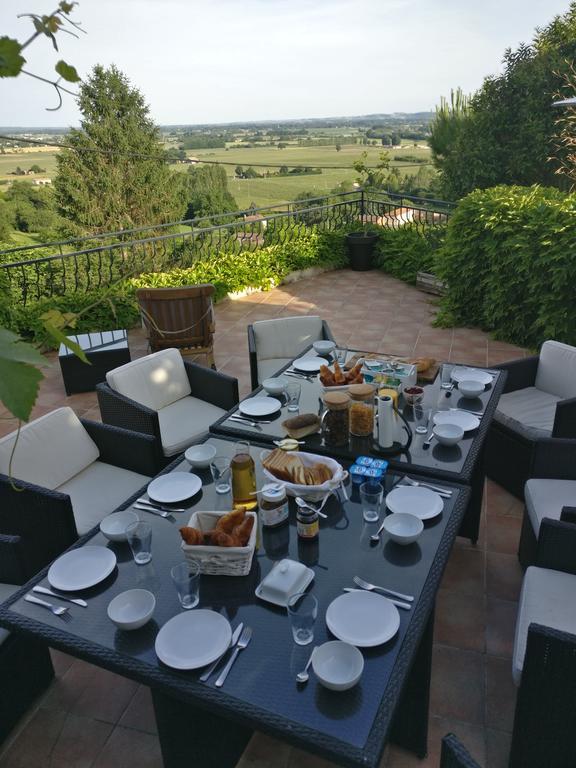 Les Gues Rivieres Bed & Breakfast Pujols  Bagian luar foto